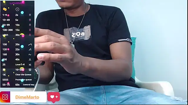 Snapshot of mike_black_22 chatting on 05-22-26, 04:49 mike black 22 online show from 05-22-26, 04:49