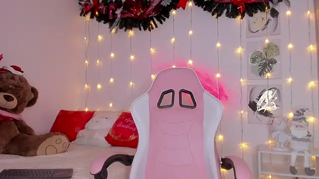 Nataly evans18 online show from 12-16-25, 06:28