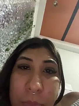 Snapshot of emilysofiia chatting on 10-24-25, 11:59 emilysofiia online show from 10-24-25, 11:59