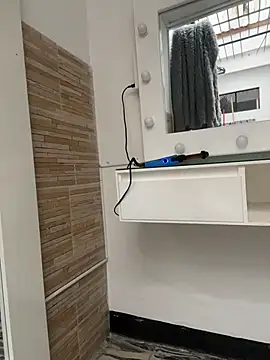 MaddyGray  online show from 11-29-25, 06:08