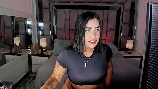 MaddyGray  online show from 07-11-26, 06:19