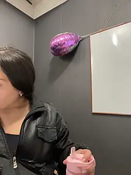 Alyha Cortes online show from 02-17-26, 01:19