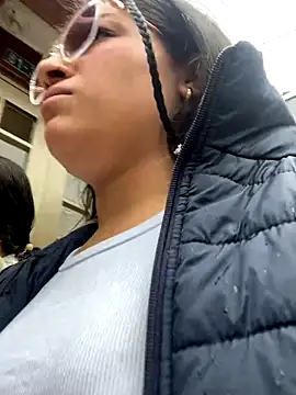 Alyha Cortes online show from 11-06-25, 01:26