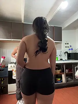 Alyha Cortes online show from 11-14-25, 12:31