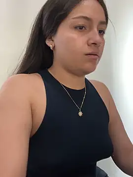 Alyha Cortes online show from 11-10-25, 01:38