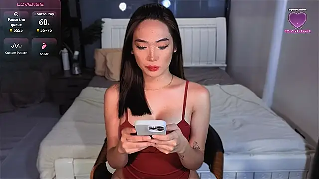 Madmoisellex online show from 12-04-25, 06:51