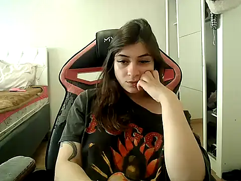 Becca B online show from 10-07-25, 07:48