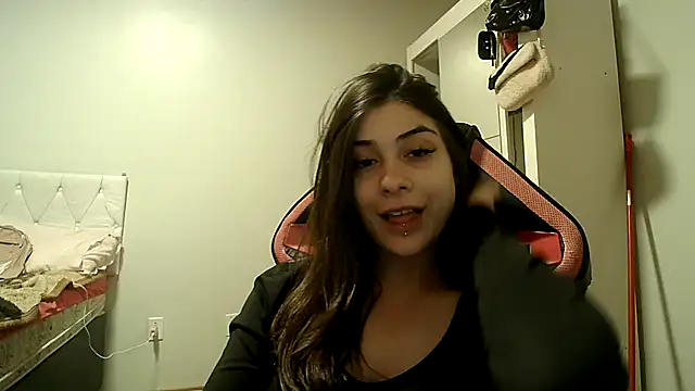Becca B online show from 10-21-25, 09:14