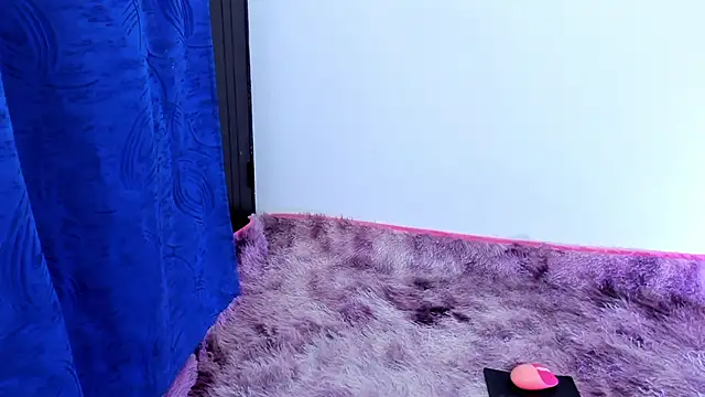 Snapshot of adahraa_younng chatting on 09-29-25, 08:25 adahraa younng online show from 09-29-25, 08:25