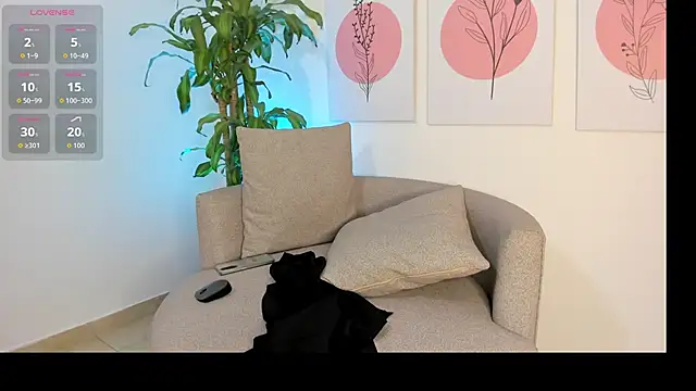 nefer ahsgarr online show from 12-18-25, 11:30