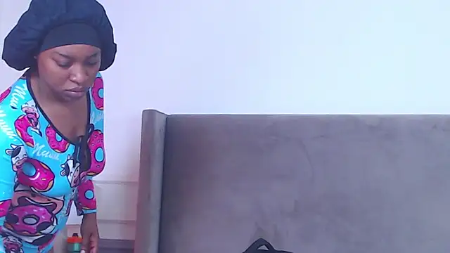 NatashaSilver online show from 11-14-25, 01:37