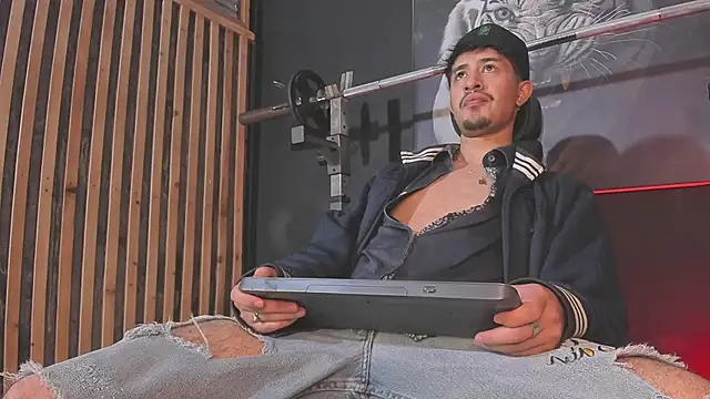 DimitriDeluxe online show from 11-29-25, 08:09