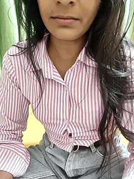 Shalu G online show from 04-12-26, 08:06