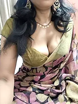 Snapshot of Shalu_G chatting on 02-27-26, 02:28 Shalu G online show from 02-27-26, 02:28