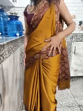 Snapshot of Shalu_G chatting on 05-12-26, 04:13 Shalu G online show from 05-12-26, 04:13
