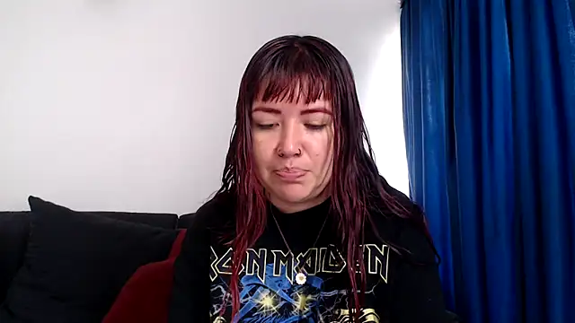 Snapshot of evilheart_69 chatting on 02-10-26, 07:35 evilheart 69 online show from 02-10-26, 07:35