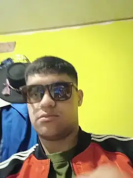 Snapshot of juanfritaa21 chatting on 10-11-25, 02:45 juanfritaa21 online show from 10-11-25, 02:45