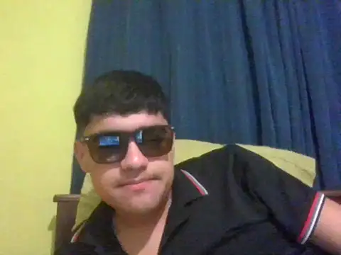 Snapshot of juanfritaa21 chatting on 09-11-25, 02:44 juanfritaa21 online show from 09-11-25, 02:44