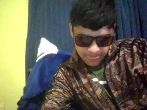 Snapshot of juanfritaa21 chatting on 09-21-25, 01:44 juanfritaa21 online show from 09-21-25, 01:44