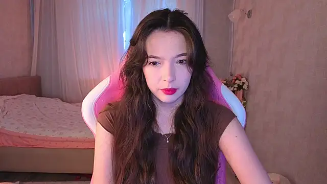 Snapshot of yuna_sunshy chatting on 05-05-26, 01:19 yuna sunshy online show from 05-05-26, 01:19