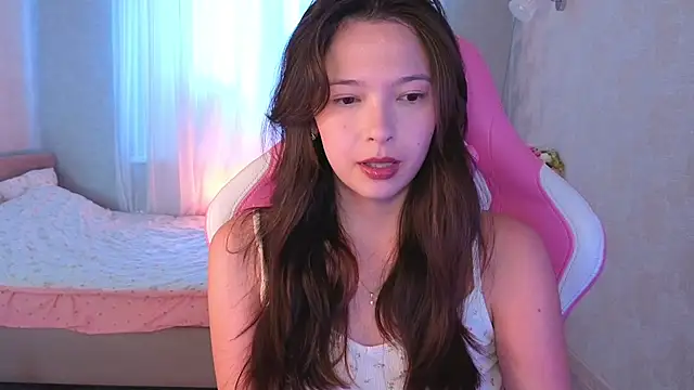 yuna sunshy online show from 06-20-26, 01:21