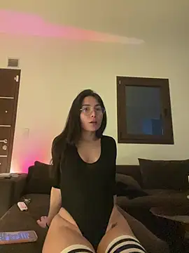 Snapshot of Mai_lesandro chatting on 05-30-26, 04:41 Mai lesandro online show from 05-30-26, 04:41