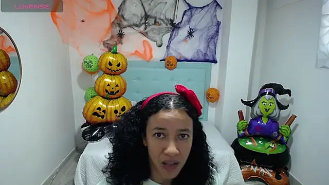 michel rous  online show from 10-26-25, 02:17