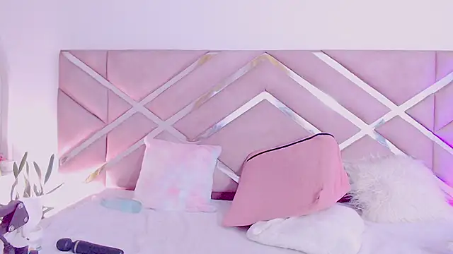 sofia 07 online show from 02-11-26, 07:25