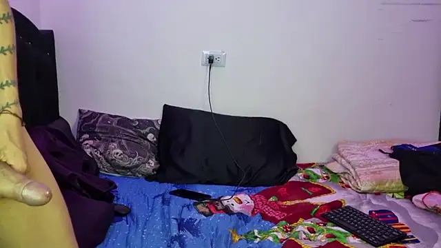 Lovers cave online show from 12-19-25, 02:04