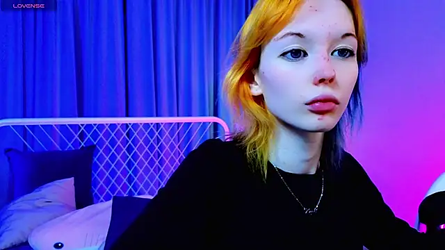 Snapshot of Kiara_Dream chatting on 07-22-26, 10:56 Kiara Dream online show from 07-22-26, 10:56