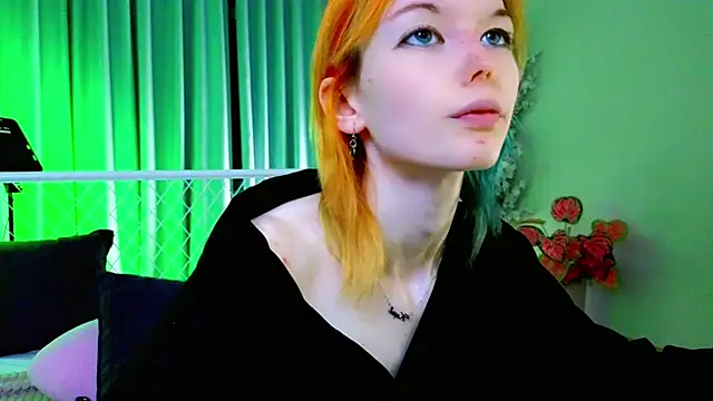 Snapshot of Kiara_Dream chatting on 07-16-26, 10:18 Kiara Dream online show from 07-16-26, 10:18