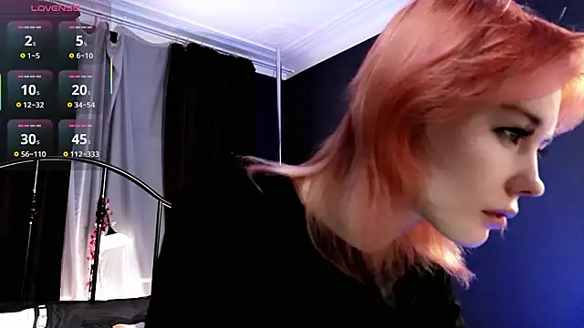 Kiara Dream online show from 03-19-26, 08:42