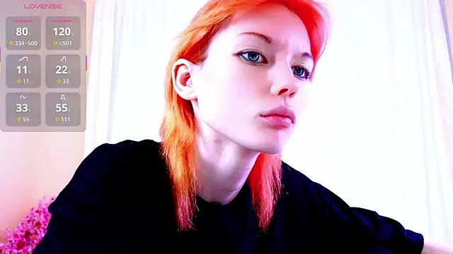 Snapshot of Kiara_Dream chatting on 05-08-26, 09:51 Kiara Dream online show from 05-08-26, 09:51