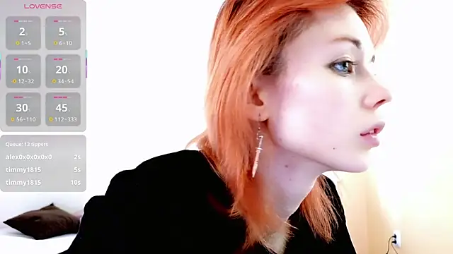 Snapshot of Kiara_Dream chatting on 04-21-26, 03:02 Kiara Dream online show from 04-21-26, 03:02