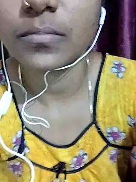 Snapshot of Varsha21 chatting on 09-29-25, 02:12 Varsha21 online show from 09-29-25, 02:12