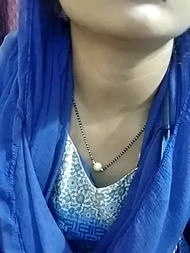 Snapshot of Varsha21 chatting on 01-08-26, 10:54 Varsha21 online show from 01-08-26, 10:54