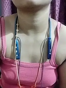 Snapshot of Varsha21 chatting on 01-12-26, 11:50 Varsha21 online show from 01-12-26, 11:50