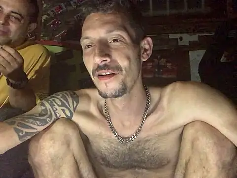 Snapshot of lovehairymature90 chatting on 09-26-25, 02:07 lovehairymature90 online show from 09-26-25, 02:07