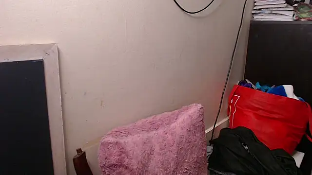 madelene online show from 02-21-25, 01:44