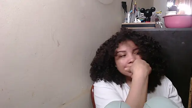 madelene online show from 11-05-25, 02:47