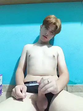 ethan manovan online show from 07-12-26, 10:21