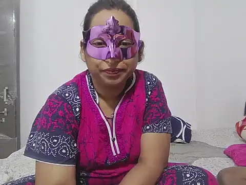 Rushali 69 online show from 11-18-25, 03:26