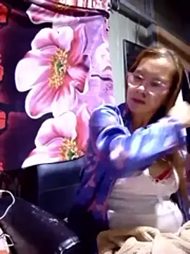 SexyHottMom online show from 11-07-25, 12:42