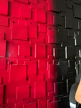 Snapshot of Linda_LS chatting on 09-22-25, 01:28 Linda LS online show from 09-22-25, 01:28