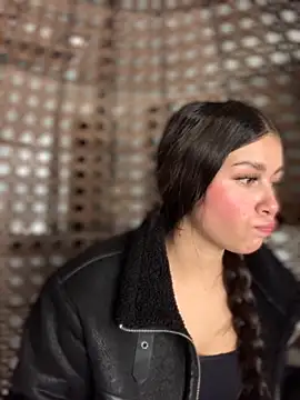 Snapshot of Linda_LS chatting on 10-08-25, 01:56 Linda LS online show from 10-08-25, 01:56