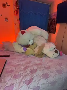 Snapshot of MiaRousexxx_ chatting on 10-18-25, 04:03 MiaRousexxx online show from 10-18-25, 04:03