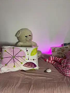 MiaRousexxx  online show from 02-14-26, 02:01