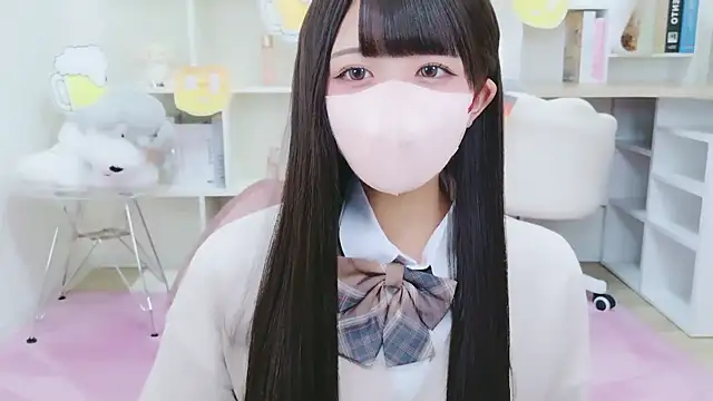 Snapshot of Reina_Fcup chatting on 09-27-25, 11:38 Reina Fcup online show from 09-27-25, 11:38