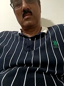 moonflower25 online show from 11-12-25, 06:39