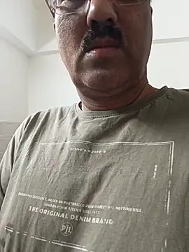 moonflower25 online show from 04-08-26, 08:43